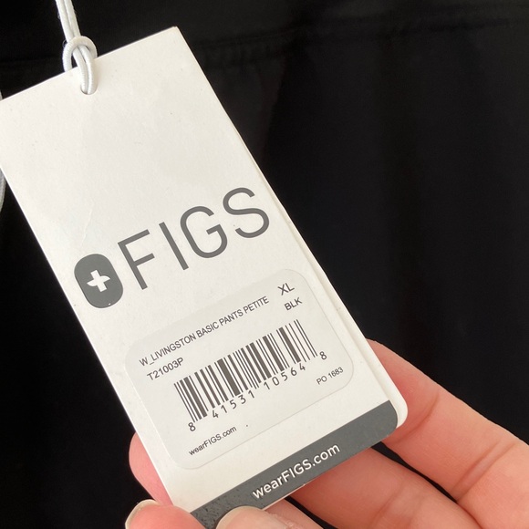 NWT FIGS • Livingston Basic Scrub Pant in Black Petite - Picture 4 of 10